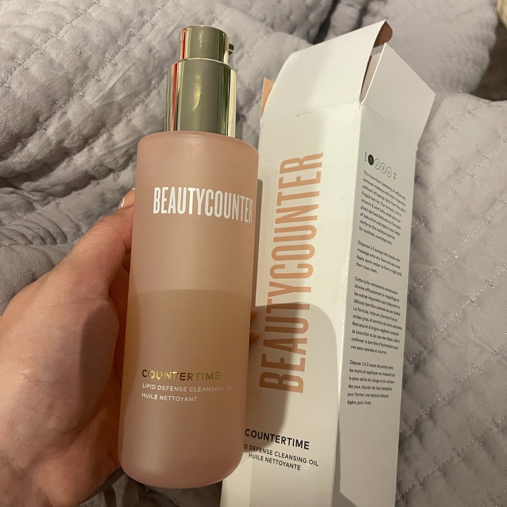 Lipid defense cleansing oil